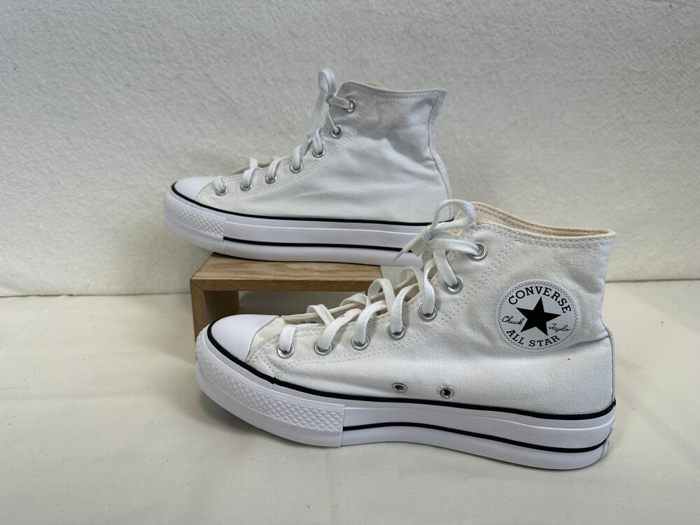 Converse Chuck Taylor All Star High Top Platform Sneaker Women's SZ 9 NWOT